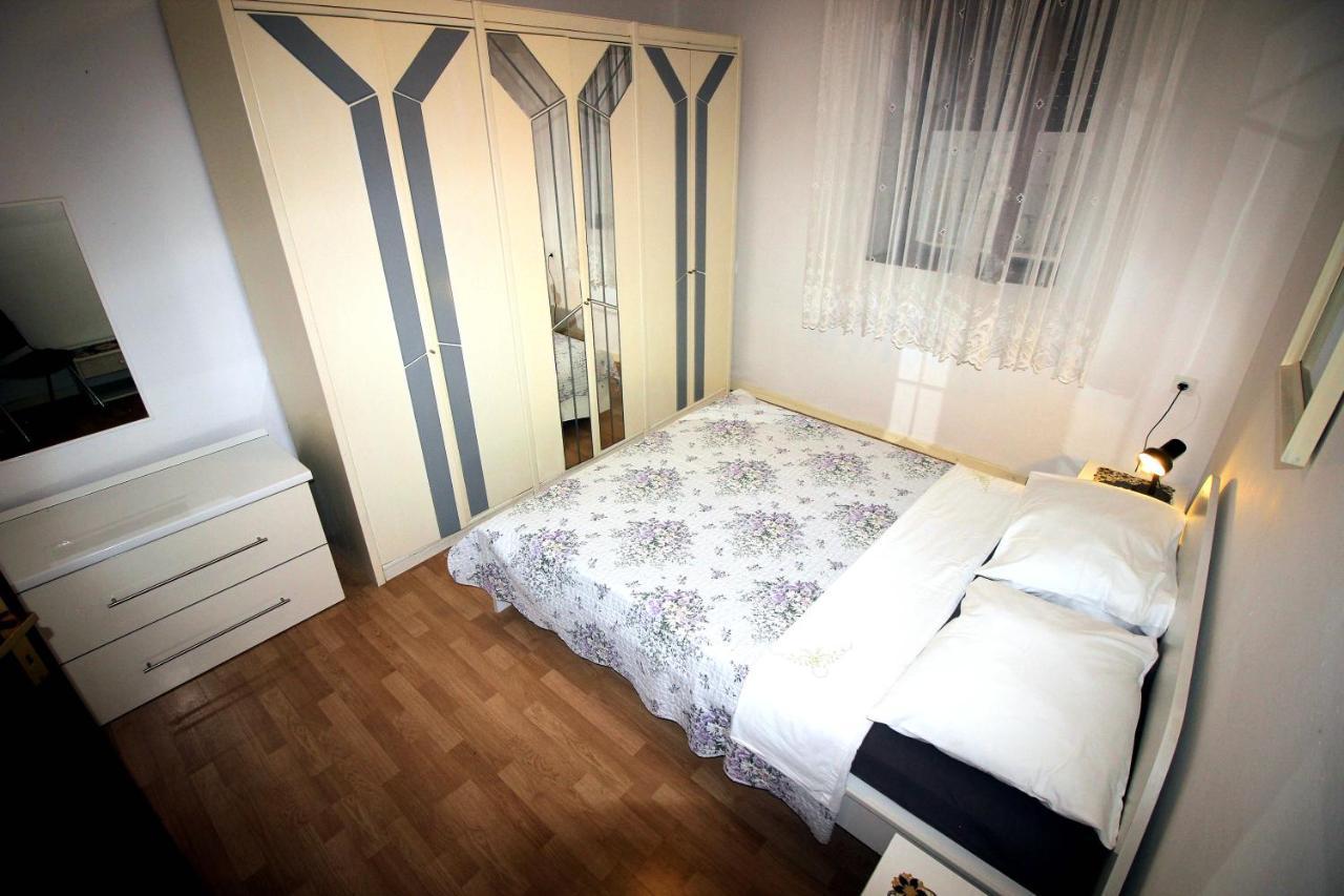 Apartment Leana Selce Eksteriør bilde