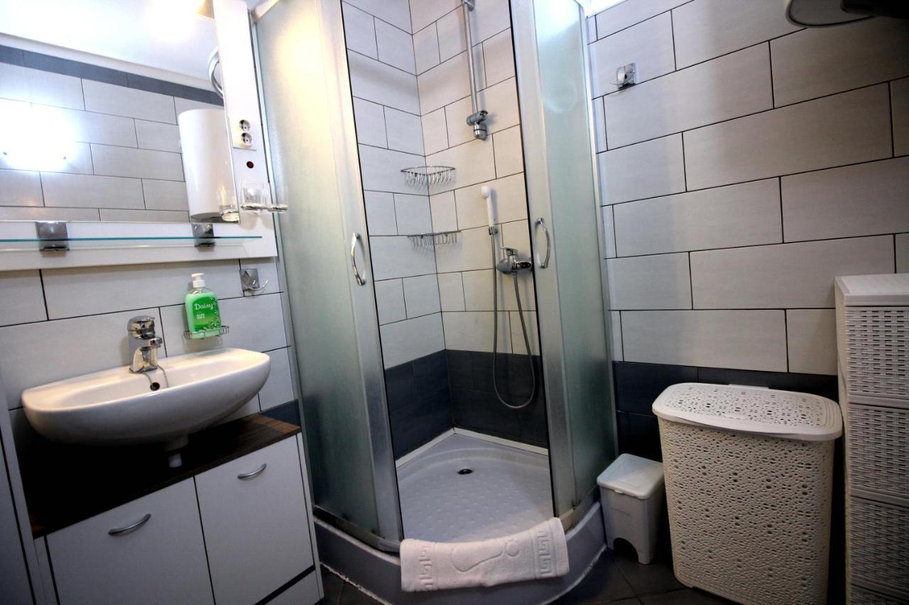 Apartment Leana Selce Eksteriør bilde